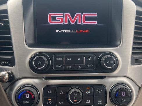 Certified 2017 GMC Yukon XL SLT w/ HD Trailering Package AWD/4WD image 9