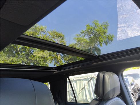 New 2026 Lincoln Navigator Reserve w/ Jet Appearance Package AWD/4WD image 32