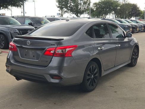 Used 2018 Nissan Sentra SR w/ SR Midnight Edition Package FWD image 3
