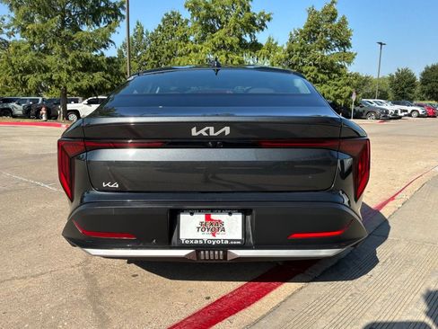 Used 2025 Kia K4 FWD image 7