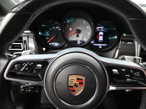 Used 2019 Porsche Macan S image 12