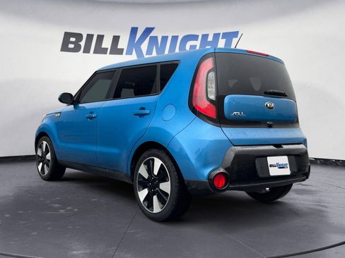 Used 2016 Kia Soul + w/ Designer's Package FWD image 3