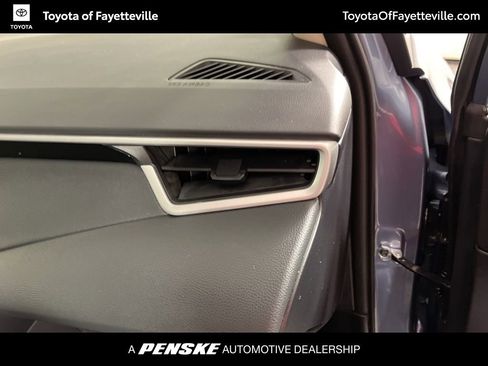Used 2025 Toyota Corolla LE w/ LE Premium Package image 17