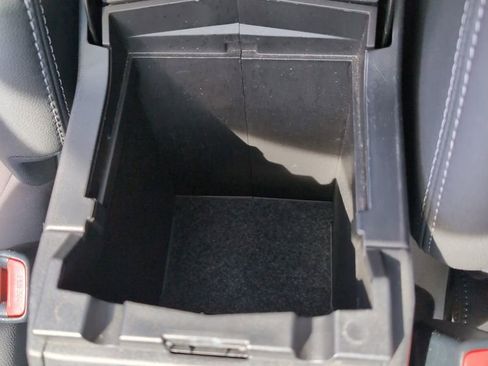 Used 2023 Subaru Forester Premium image 26