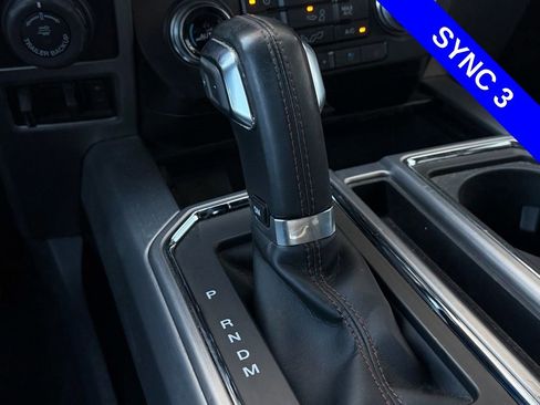 Used 2018 Ford F150 Platinum w/ Equipment Group 701A Luxury image 19