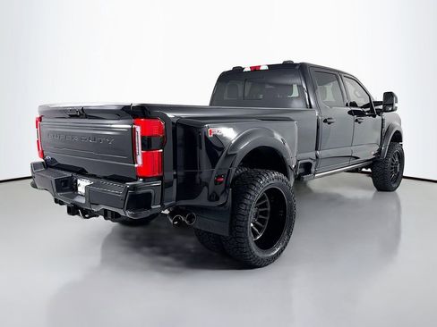 Used 2026 Ford F450 Platinum w/ FX4 Off-Road Package AWD/4WD image 5