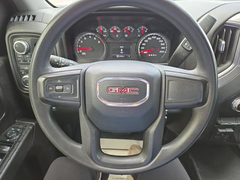 Used 2021 GMC Sierra 2500 4x4 Crew Cab w/ Fleet Convenience Package image 18