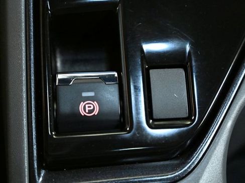 Certified 2025 Subaru Crosstrek 2.5i Limited w/ Popular Package #3A image 28