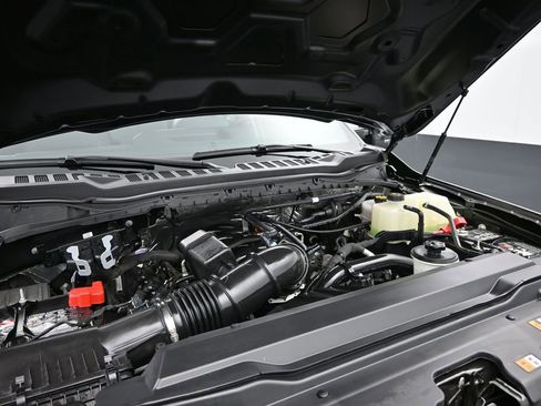 Used 2024 Ford F350 XL w/ XL Chrome Package image 9