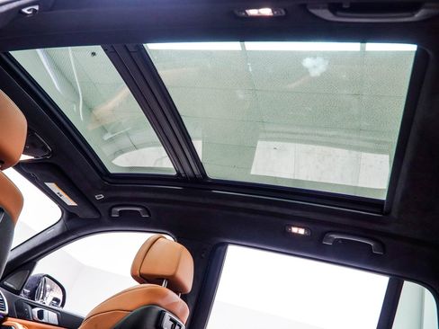 Used 2022 BMW X7 M50i w/ Executive Package image 49