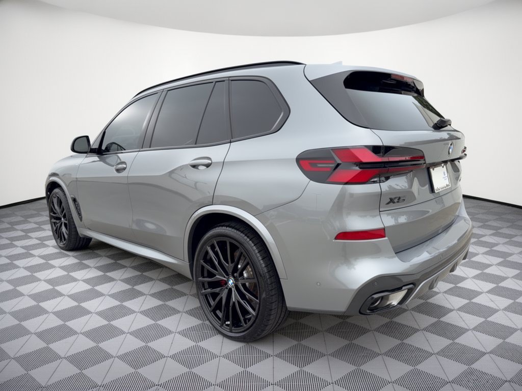 Used 2026 BMW X5 xDrive40i w/ M Sport Package AWD/4WD image 3