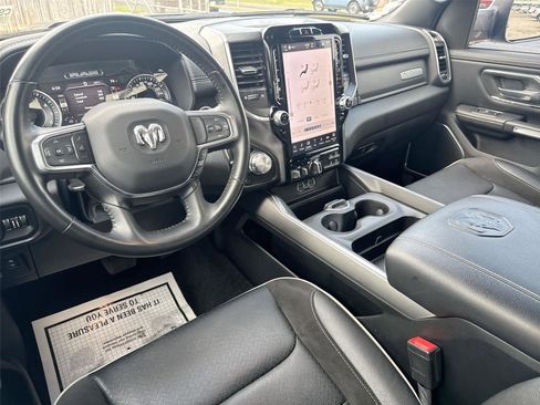 Used 2023 RAM 1500 Laramie AWD/4WD image 32