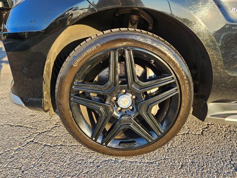 Used 2013 Mercedes-Benz ML 63 AMG 4MATIC image 10