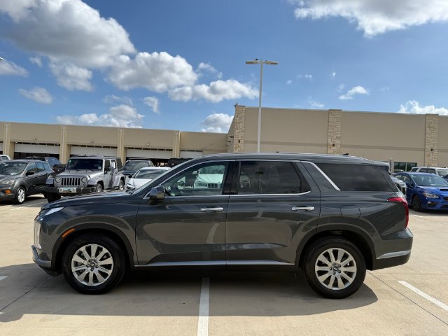 Used 2025 Hyundai Palisade SEL FWD image 6