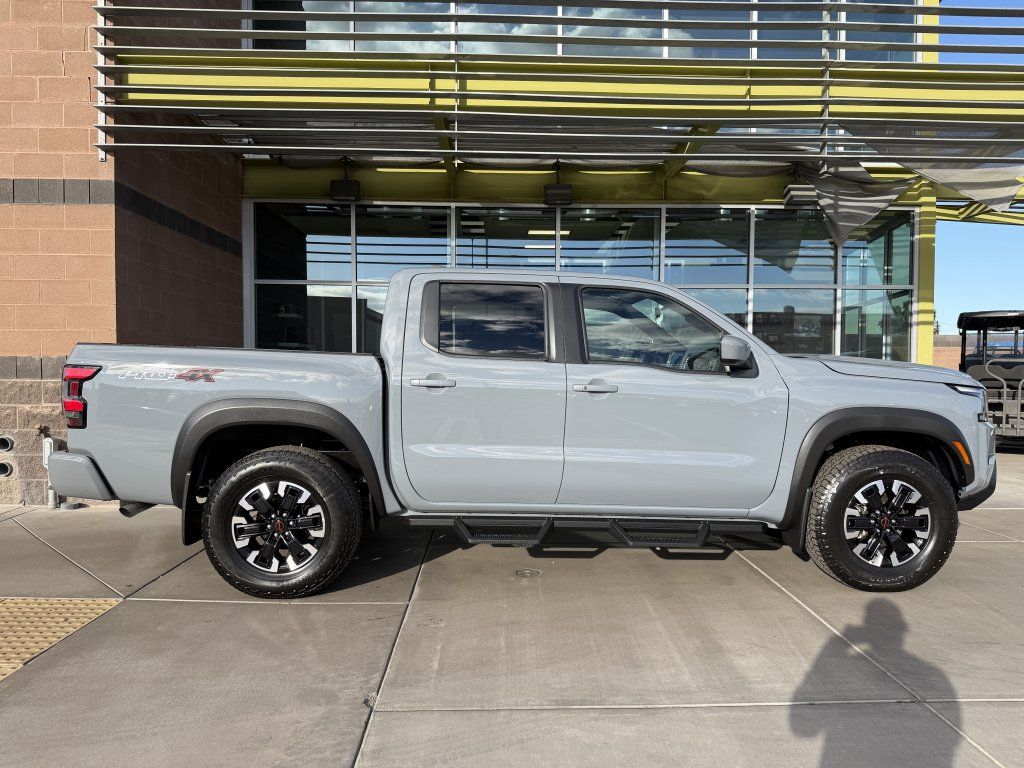 Used 2024 Nissan Frontier PRO-4X w/ Off-Road Protection Package AWD/4WD image 9
