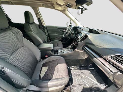 Used 2022 Subaru Forester Premium AWD/4WD image 28