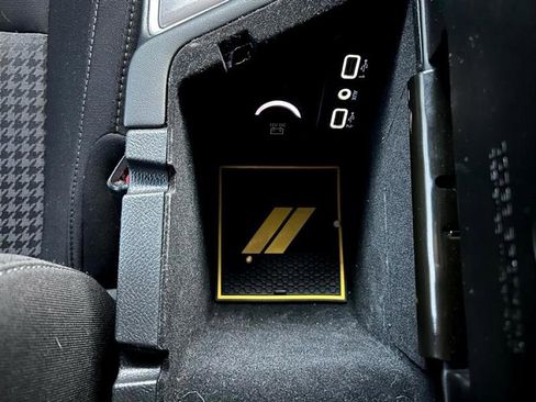 Used 2022 Dodge Challenger GT w/ Blacktop Package image 36