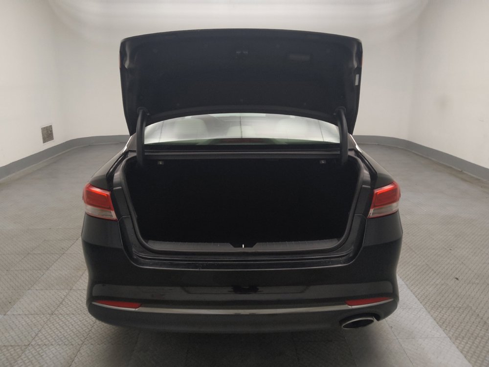 Used 2018 Kia Optima LX FWD image 29