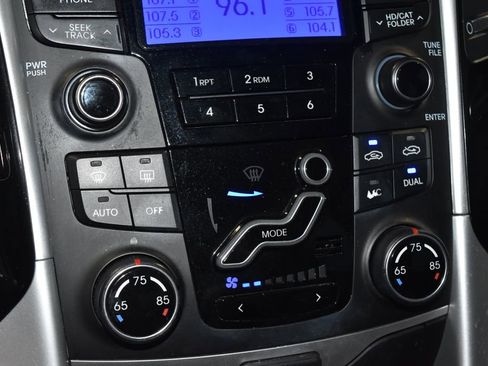 Used 2013 Hyundai Sonata Limited FWD image 12