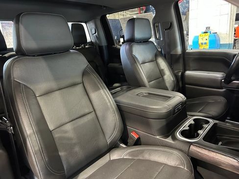 Used 2020 Chevrolet Silverado 1500 LTZ w/ LTZ Plus Package AWD/4WD image 45