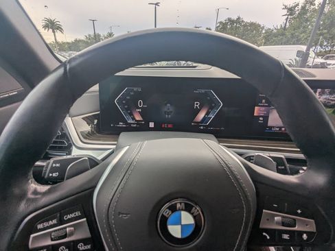 Used 2024 BMW X5 sDrive40i w/ Premium Package RWD image 15