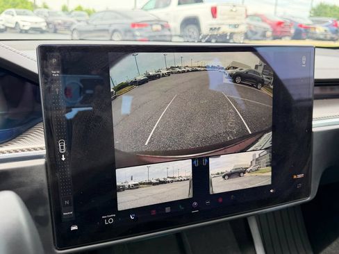 Used 2022 Tesla Model S Plaid AWD/4WD image 30