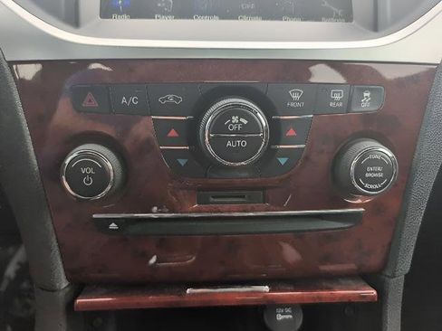 Used 2012 Chrysler 300 Limited image 14