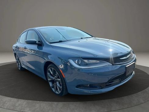 Used 2015 Chrysler 200 S w/ Navigation & Sound Group I AWD/4WD image 3