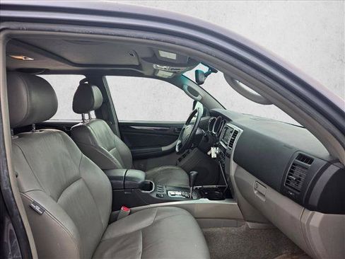 Used 2007 Toyota 4Runner Limited AWD/4WD image 18