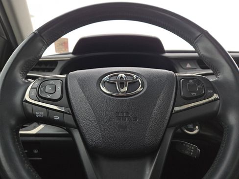 Used 2016 Toyota Avalon Limited image 26