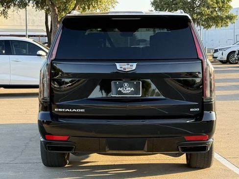 Used 2024 Cadillac Escalade Sport Platinum w/ LPO, Floor Liner Package AWD/4WD image 5