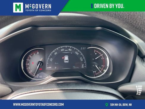 Used 2023 Toyota RAV4 LE AWD/4WD image 18