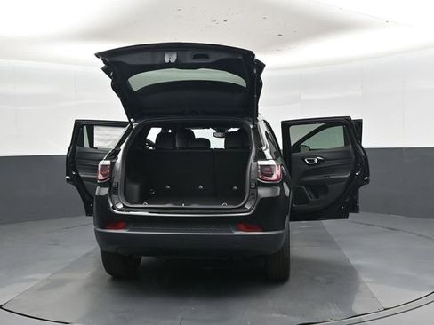 New 2026 Jeep Compass Latitude AWD/4WD image 48