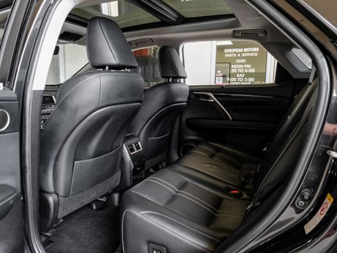 Used 2019 Lexus RX 350 FWD w/ Luxury Package image 39