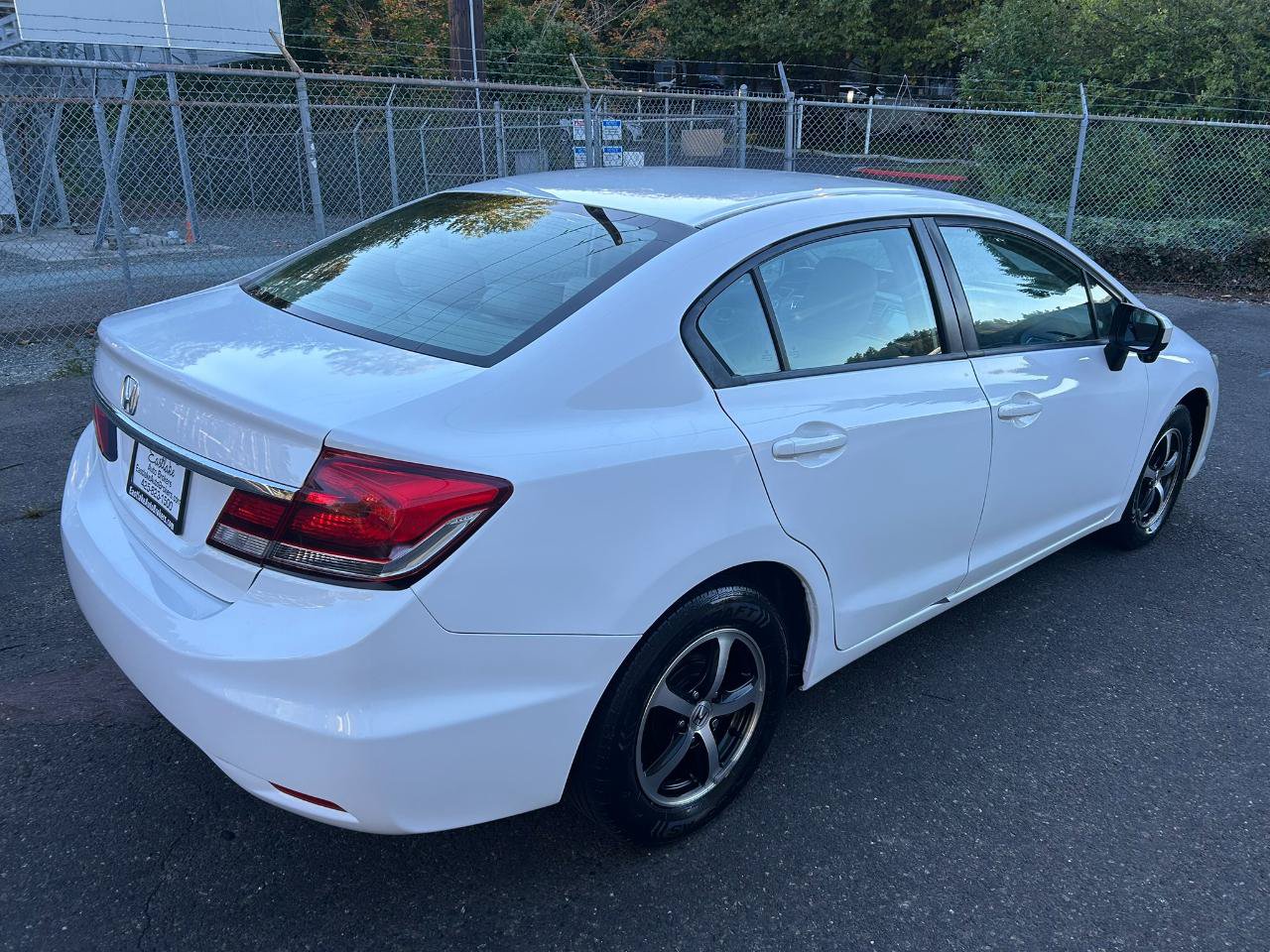 Used 2015 Honda Civic SE image 5
