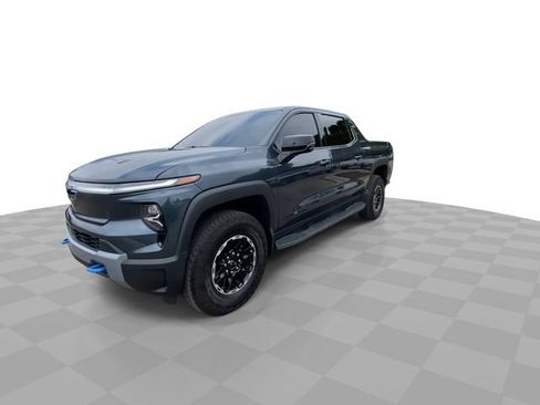 Used 2026 Chevrolet Silverado EV Trail Boss w/ Plus Package AWD/4WD image 6