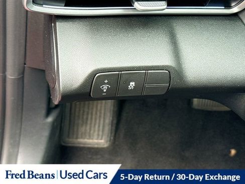 Certified 2024 Hyundai Elantra SEL FWD image 9