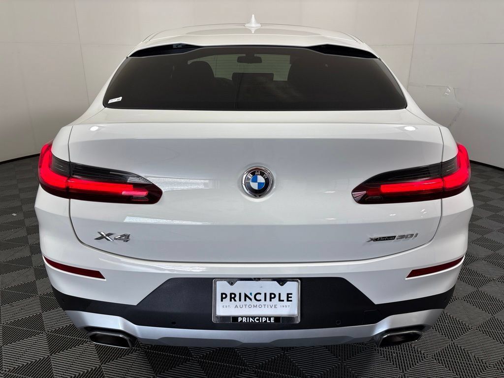 Used 2022 BMW X4 xDrive30i w/ Premium Package 2 AWD/4WD image 6