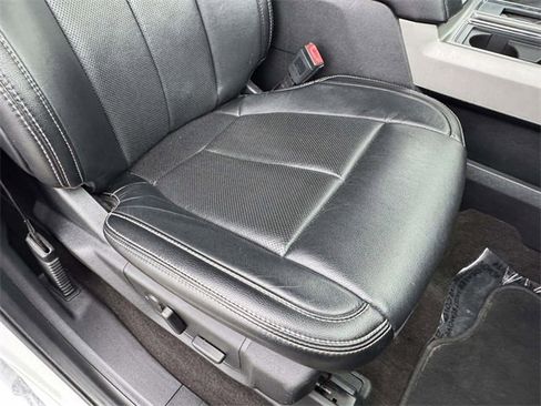 Used 2019 Ford F150 Lariat w/ Equipment Group 502A Luxury image 19