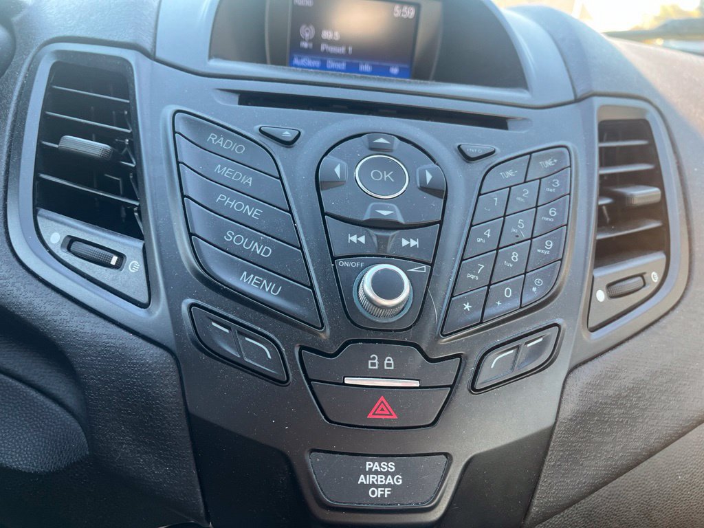 Used 2018 Ford Fiesta SE FWD image 18