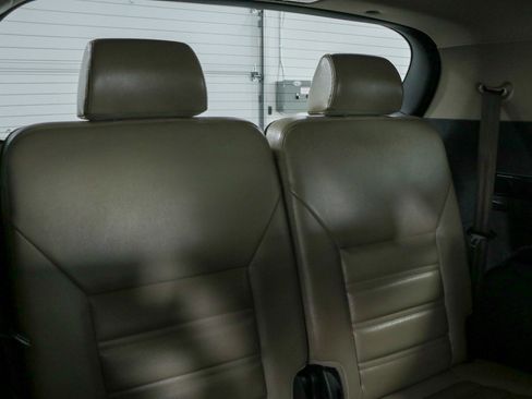 Used 2020 Kia Sorento EX image 30