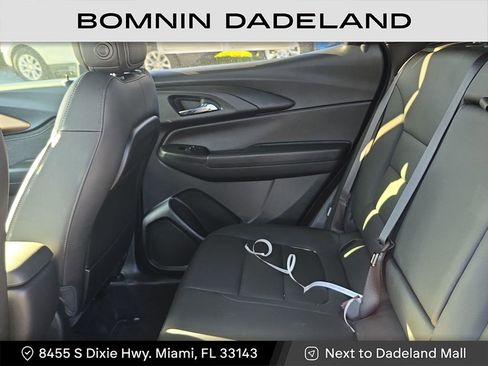 Used 2023 Chevrolet TrailBlazer ACTIV w/ Sun and Liftgate Package image 11