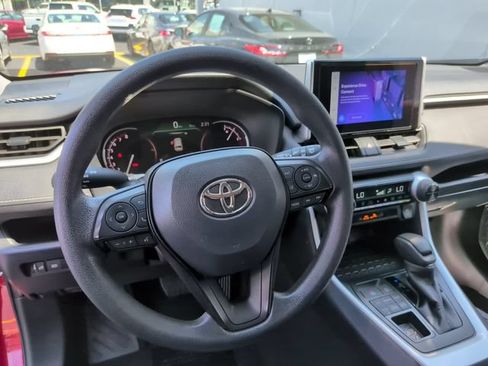 Certified 2025 Toyota RAV4 XLE AWD/4WD image 23