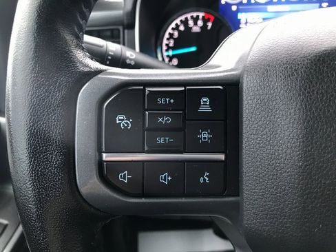 Certified 2022 Ford F150 XLT w/ Equipment Group 302A High image 9