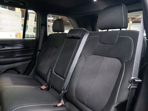 New 2025 Jeep Grand Cherokee Laredo X image 26