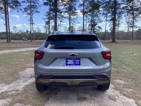 New 2026 Chevrolet Trax ACTIV w/ Driver Confidence Package image 4