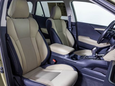 Used 2024 Subaru Outback Premium image 43