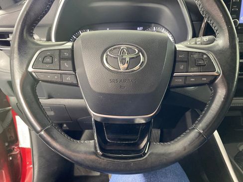 Used 2021 Toyota Highlander XSE image 14