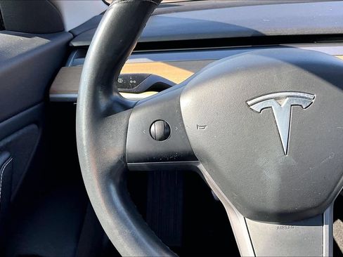 Used 2018 Tesla Model 3 Long Range AWD/4WD image 18
