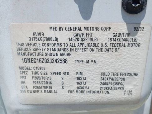 Used 2002 Chevrolet Suburban LT image 23